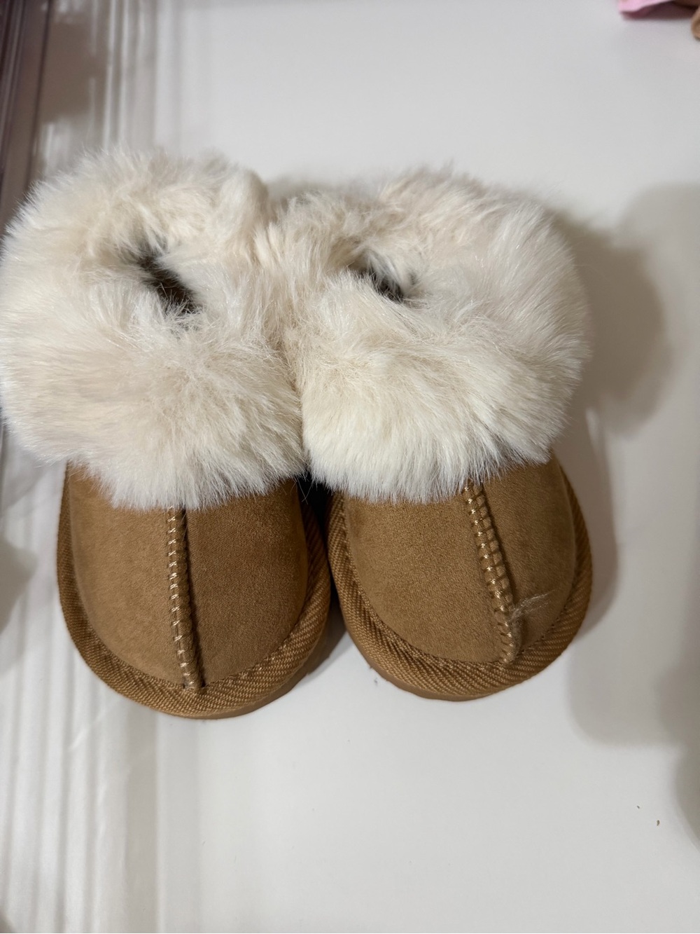 Cozy Faux Fur Lined Slippers in Chestnut